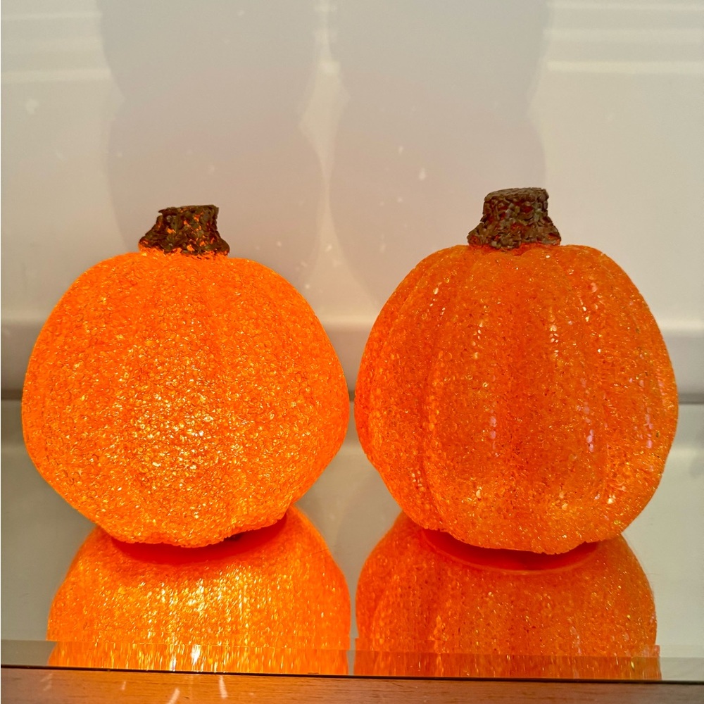 VINTAGE POPCORN LIGHT UP 6” PUMPKIN BUNDLE OF 2 - Picture 5 of 7